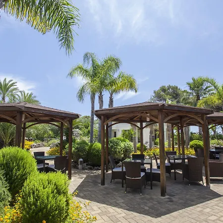 Resort Paradise 4*