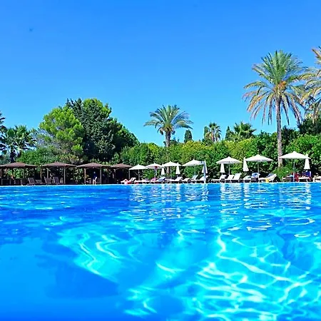 Paradise Resort 4*