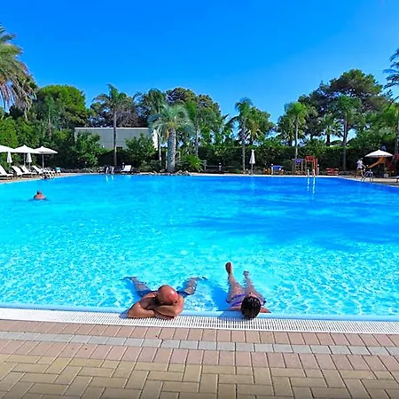 Paradise Resort
